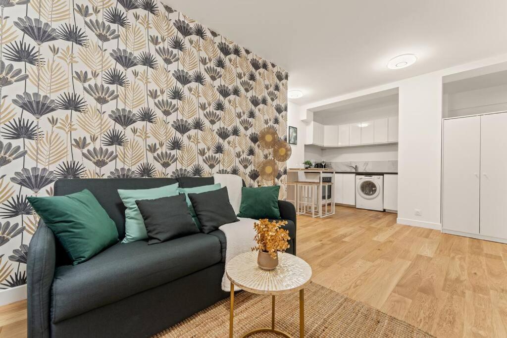 Perfect Emplacement Paris - Metro 1 Min - Tour Eiffel 10Min - Netflix Exterior photo
